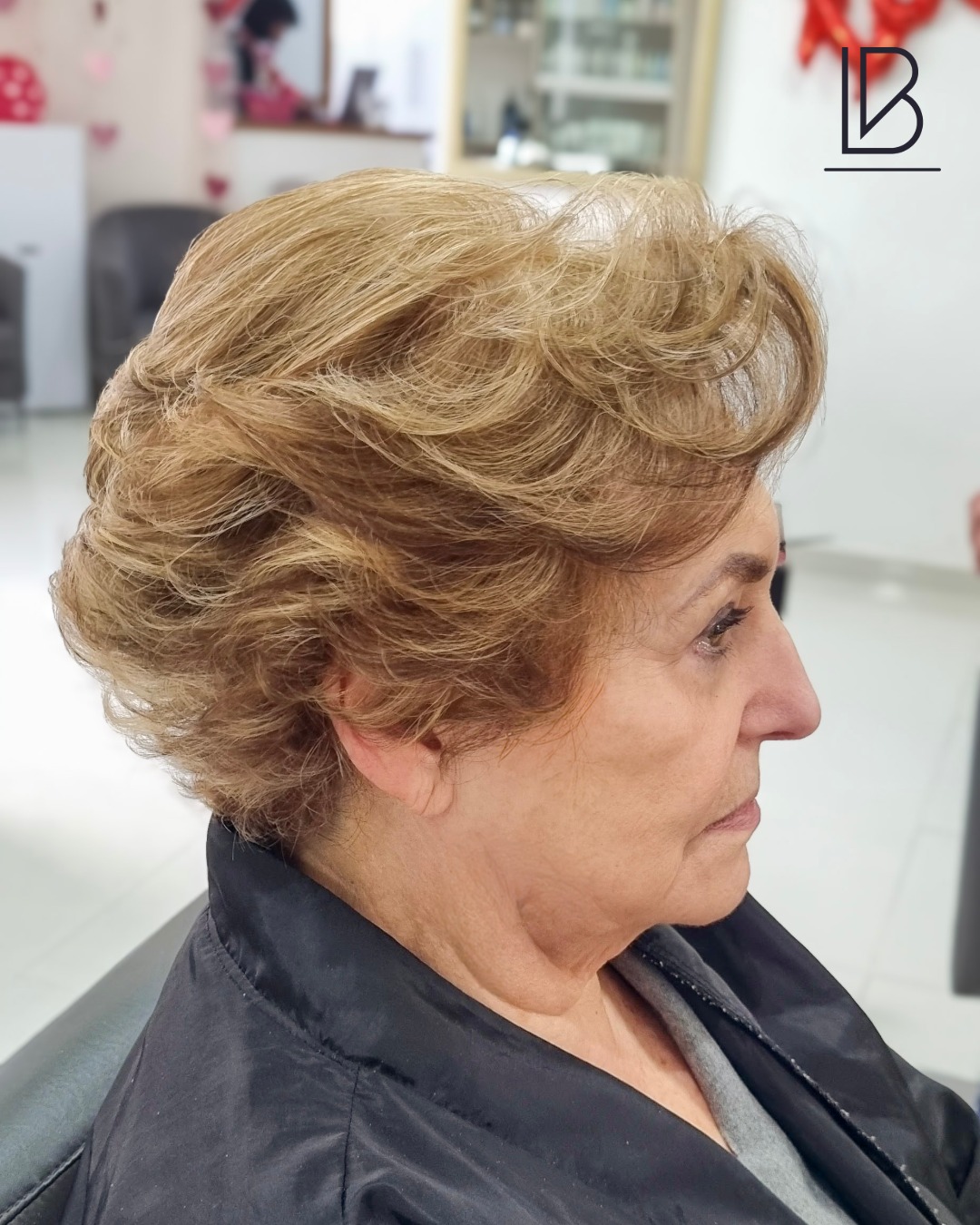 Glow & Tone. 🕯️

El equilibrio perfecto: Correction + Highlights + Gloss.
Porque el verdadero lujo es un cabello que se ve sano y con dimensión.

¡Agenda tu cita hoy mismo!
📲 +52 1 55 4078 8398
📍 Av. de Las Fuentes 567, Jardines del Pedregal, Álvaro Obregón, 01900 Ciudad de México, CDMX

#irelandbeautystudio #colorcorrectionspecialist  #healthyblonde  #hairart #salon