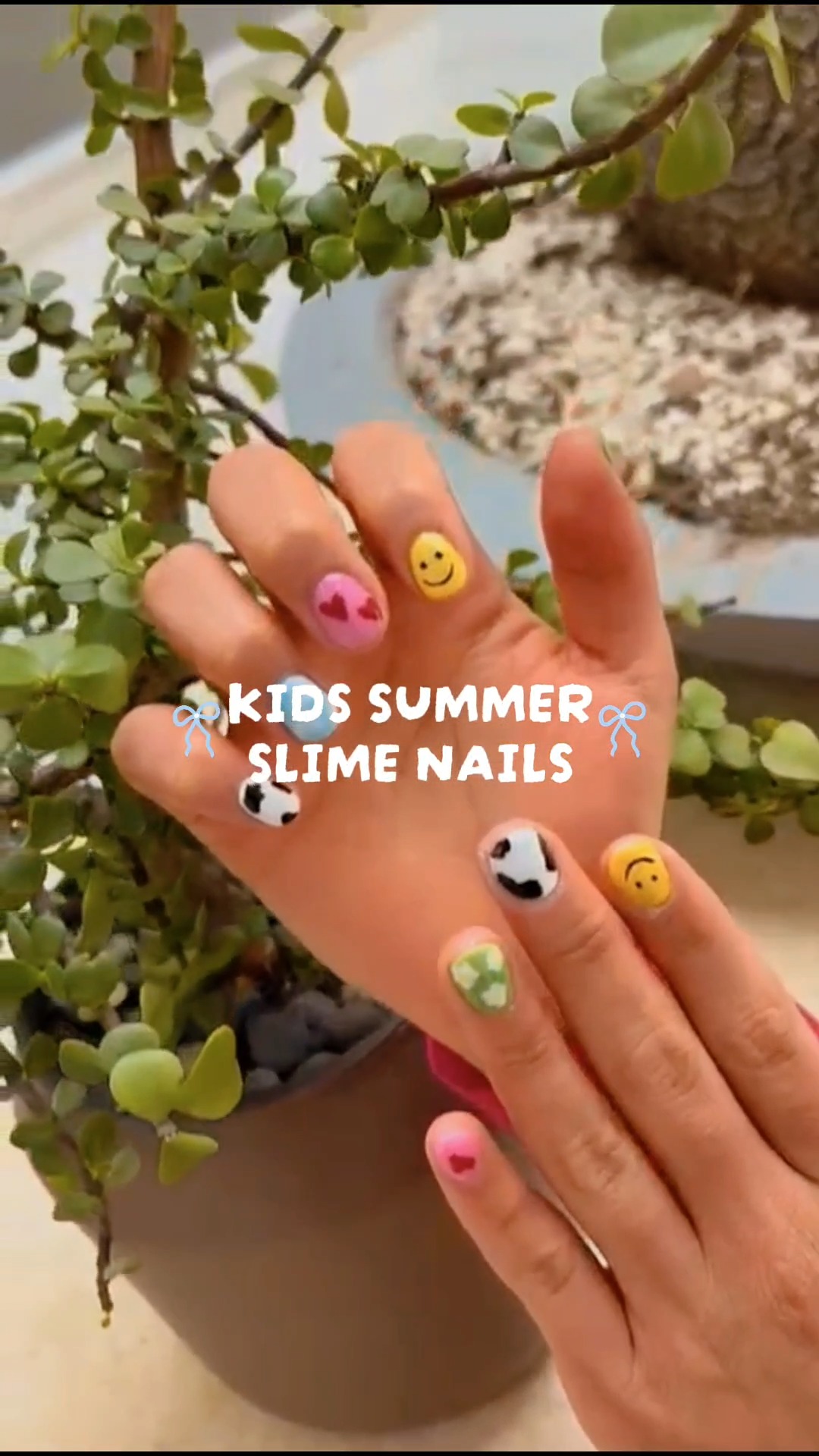 ¡Llegó la tendencia más divertida! ☀️💚 Te presento las Kids' Summer Slime Nails 💧✨ El diseño perfecto para llenar de color, textura y mucha diversión las manos. Si amas la vibra kidcore y los colores vibrantes, este set es para ti.

¿De qué color harías el efecto slime? 👀 Déjame un emoji del color en los comentarios 👇

#NailArt #SlimeNails #KidcoreNails #nailinspo #manicure #gelnails #naturalnails #nailart #nailsofinstagram #NailGoals #uñasbonitas #BellezaMéxico #IrelandBeautyStudio