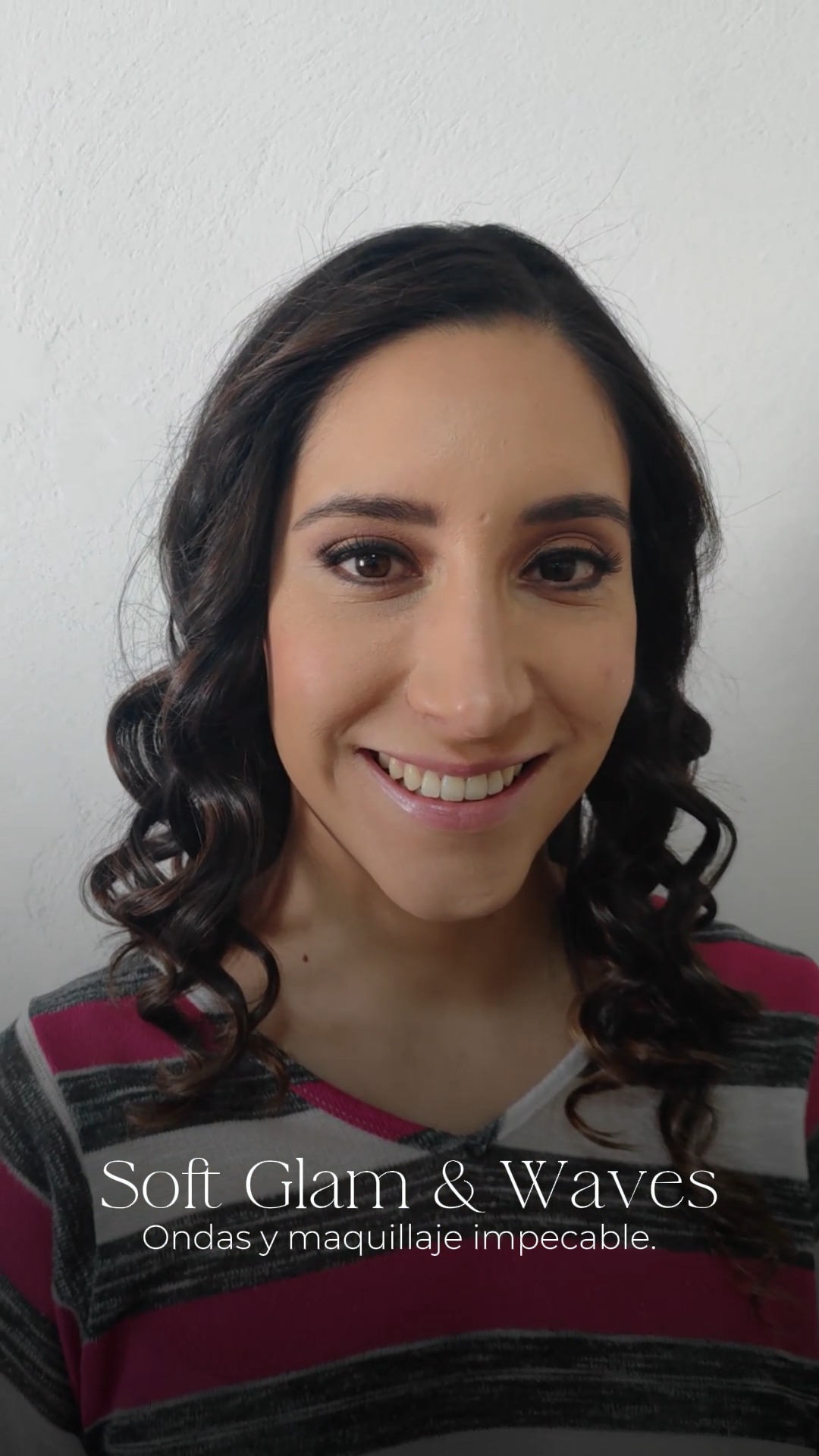 Soft Glam & Waves
El equilibrio perfecto: un diseño de color y textura pensado para resaltar tu esencia. Social makeup listo. ¿Del 1 al 10, qué nota le ponen a este resultado?

#SalónDeBellezaMéxico #hairtransformation #makeup #HairGoals #socialmakeup